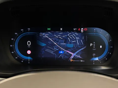 DU25WBN Volvo XC60 2.0 B5P Plus Dark 5dr AWD Geartronic Thumbnail #30
