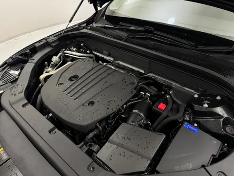 DU25WBN Volvo XC60 2.0 B5P Plus Dark 5dr AWD Geartronic Thumbnail #33