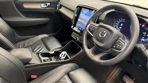 CK23EMX Volvo XC40 2.0 B3P Plus Dark 5dr Auto Thumbnail #5