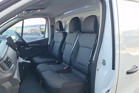 DL75WCD Renault Trafic LL30 Blue dCi 150 Advance [Safety] Van EAG9 Thumbnail #31