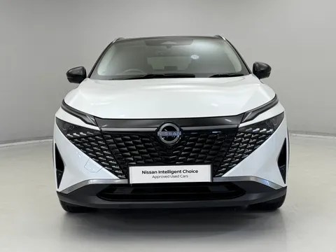 OV74WZS Nissan Qashqai 1.3 DiG-T MH N-Connecta [Glass Roof] 5dr Thumbnail #4