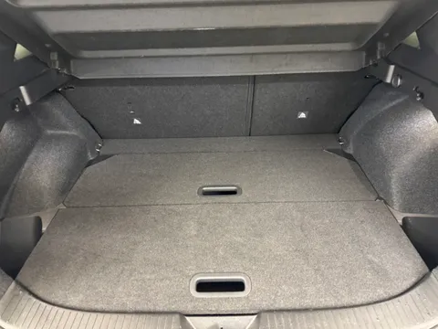 OV74WZS Nissan Qashqai 1.3 DiG-T MH N-Connecta [Glass Roof] 5dr Thumbnail #11