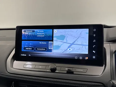 OV74WZS Nissan Qashqai 1.3 DiG-T MH N-Connecta [Glass Roof] 5dr Thumbnail #24