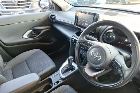 VN72HBA Toyota Yaris Cross 1.5 Hybrid Icon 5dr CVT Thumbnail #13