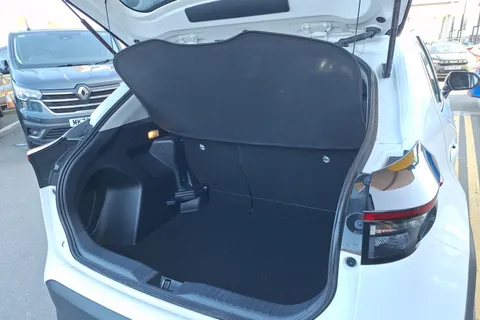 VN72HBA Toyota Yaris Cross 1.5 Hybrid Icon 5dr CVT Thumbnail #19