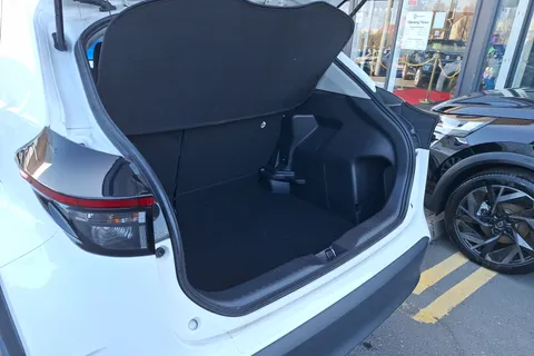 VN72HBA Toyota Yaris Cross 1.5 Hybrid Icon 5dr CVT Thumbnail #20