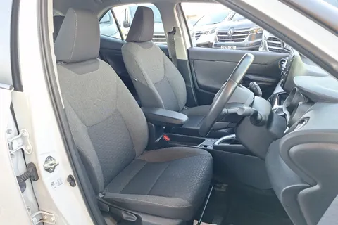 VN72HBA Toyota Yaris Cross 1.5 Hybrid Icon 5dr CVT Thumbnail #22