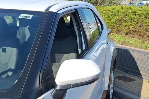 VN72HBA Toyota Yaris Cross 1.5 Hybrid Icon 5dr CVT Thumbnail #33