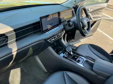 DC75NDK Mg Motor Uk Hs 1.5 T-GDI PHEV Trophy 5dr Auto Thumbnail #49