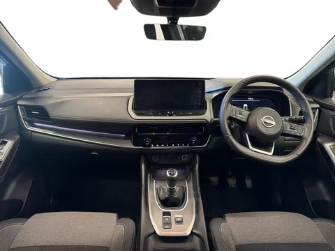 DL25YWS Nissan Qashqai 1.3 DiG-T MH N-Connecta 5dr Thumbnail #12