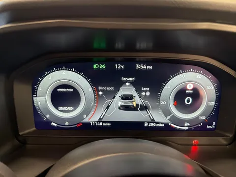 DL25YWS Nissan Qashqai 1.3 DiG-T MH N-Connecta 5dr Thumbnail #13