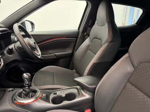 DV25TXP Nissan Juke 1.0 DiG-T N-Connecta 5dr Thumbnail #15