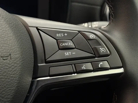 DV25TXP Nissan Juke 1.0 DiG-T N-Connecta 5dr Thumbnail #24