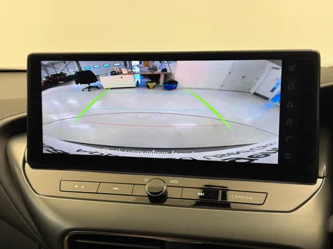 DV25TXP Nissan Juke 1.0 DiG-T N-Connecta 5dr Thumbnail #27