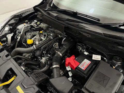 DV25TXP Nissan Juke 1.0 DiG-T N-Connecta 5dr Thumbnail #30