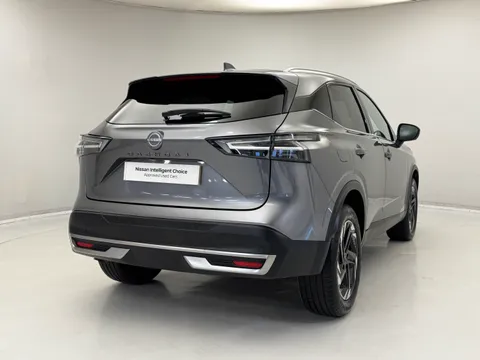 DL25XKT Nissan Qashqai 1.3 DiG-T MH N-Connecta 5dr Thumbnail #8