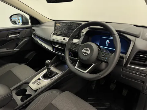 DL25XKT Nissan Qashqai 1.3 DiG-T MH N-Connecta 5dr Thumbnail #22