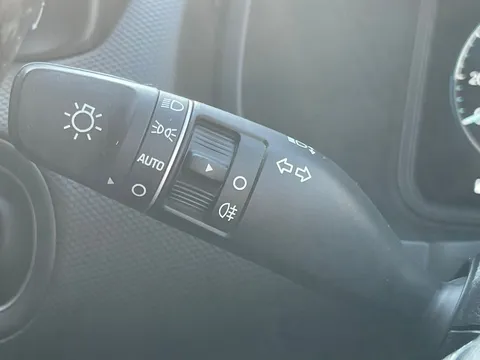 MK72OHL Hyundai Kona 1.6 GDi Hybrid SE Connect 5dr DCT Thumbnail #14