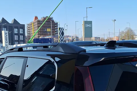 LP23VLU Dacia Jogger 1.6 HEV Extreme SE 5dr Auto Thumbnail #25