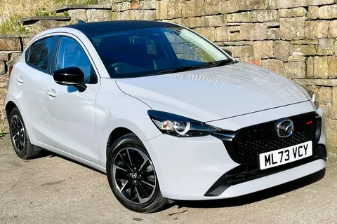 ML73VCY Mazda Mazda2 1.5 e-Skyactiv G MHEV Homura Aka 5dr Thumbnail #1