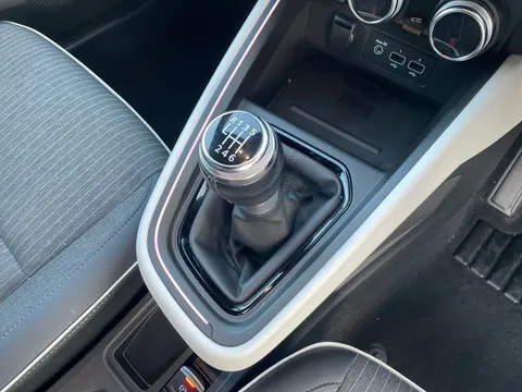 BP72XLV Renault Clio 1.0 TCe 90 Techno 5dr Thumbnail #16