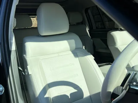 ML74SXJ Hyundai Santa Fe 1.6 TGDi 239 Hybrid Ultimate 5dr Auto Thumbnail #8