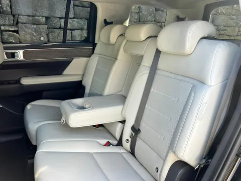 ML74SXJ Hyundai Santa Fe 1.6 TGDi 239 Hybrid Ultimate 5dr Auto Thumbnail #21