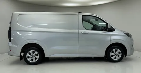 DL73FND Ford Transit Custom 2.0 EcoBlue 136ps H1 Van Limited Thumbnail #4