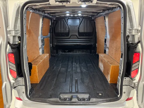 DL73FND Ford Transit Custom 2.0 EcoBlue 136ps H1 Van Limited Thumbnail #9