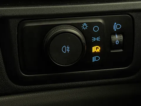 DL73FND Ford Transit Custom 2.0 EcoBlue 136ps H1 Van Limited Thumbnail #29