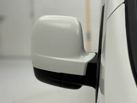 HV74PWL Renault Trafic LL30 Blue dCi 130 Extra [Safety] Van Thumbnail #25