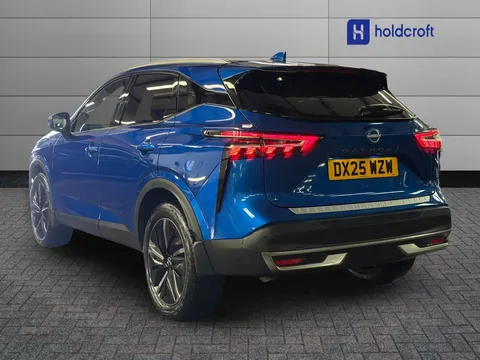 DX25WZW Nissan Qashqai 1.3 DiG-T MH 158 Tekna 5dr Xtronic Thumbnail #3