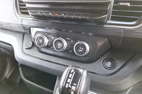 YK23SJL Renault Trafic LL30 Blue dCi 170 Sport Van EDC Thumbnail #40