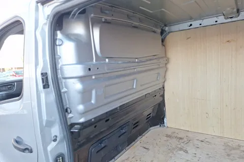 YK23SJL Renault Trafic LL30 Blue dCi 170 Sport Van EDC Thumbnail #18