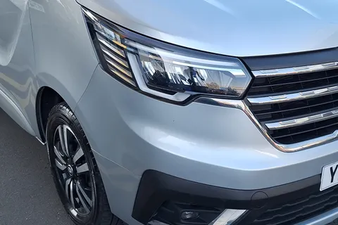 YK23SJL Renault Trafic LL30 Blue dCi 170 Sport Van EDC Thumbnail #14