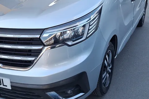 YK23SJL Renault Trafic LL30 Blue dCi 170 Sport Van EDC Thumbnail #15