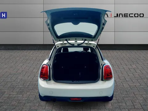 PX19JNU Mini Hatchback 1.5 One Classic II 5dr Thumbnail #9