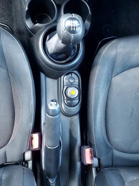 PX19JNU Mini Hatchback 1.5 One Classic II 5dr Thumbnail #20