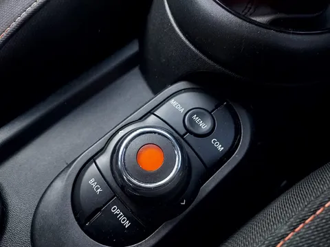 PX19JNU Mini Hatchback 1.5 One Classic II 5dr Thumbnail #27