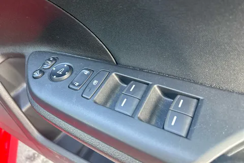 17 of 24 for Honda Civic 1.0 VTEC Turbo 126 SR 5dr