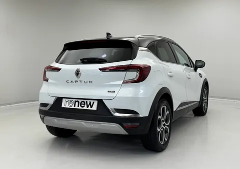 PF72NBE Renault Captur 1.6 E-Tech full hybrid 145 Techno 5dr Auto Thumbnail #6