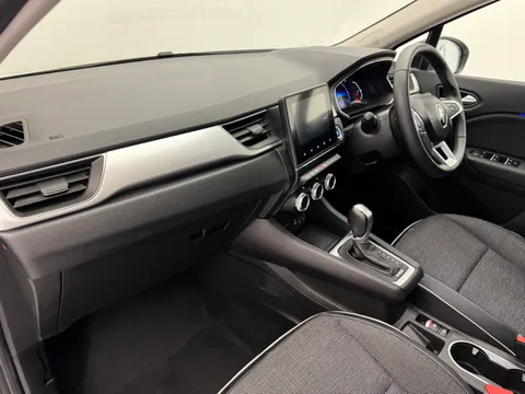 PF72NBE Renault Captur 1.6 E-Tech full hybrid 145 Techno 5dr Auto Thumbnail #11