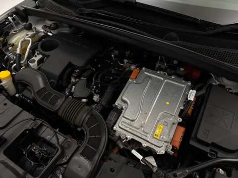 PF72NBE Renault Captur 1.6 E-Tech full hybrid 145 Techno 5dr Auto Thumbnail #26