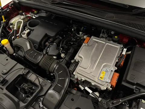 NG72XKE Renault Captur 1.6 E-Tech full hybrid 145 Techno 5dr Auto Thumbnail #22