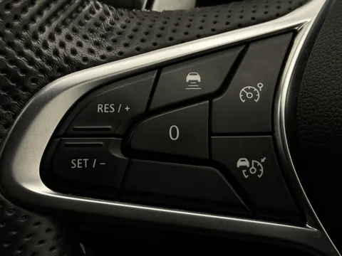 R50LKC Renault ARKANA 1.6 E-TECH Hybrid 145 R.S. Line 5dr Auto Thumbnail #19