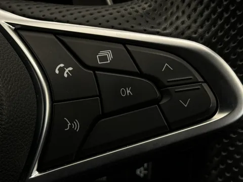 R50LKC Renault ARKANA 1.6 E-TECH Hybrid 145 R.S. Line 5dr Auto Thumbnail #20