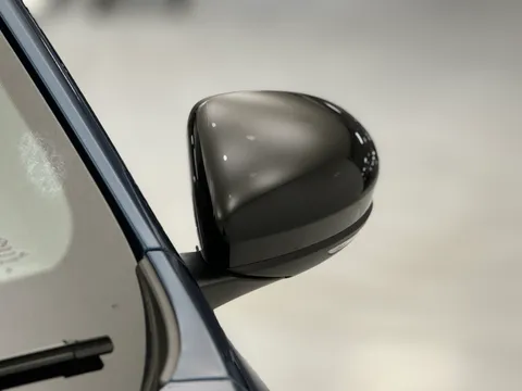 R50LKC Renault ARKANA 1.6 E-TECH Hybrid 145 R.S. Line 5dr Auto Thumbnail #23