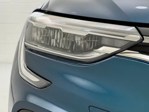 R50LKC Renault ARKANA 1.6 E-TECH Hybrid 145 R.S. Line 5dr Auto Thumbnail #30