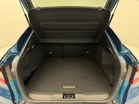 R50LKC Renault ARKANA 1.6 E-TECH Hybrid 145 R.S. Line 5dr Auto Thumbnail #32