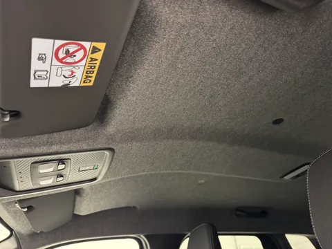 DS74CME Dacia Duster 1.6 Hybrid 140 Journey 5dr Auto Thumbnail #14